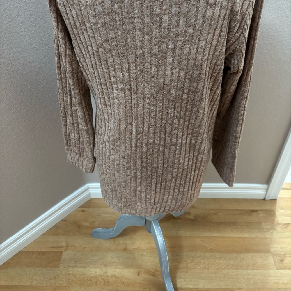 Cozy Ribbed Knit Pullover - Taupe - Picture 2 of 6